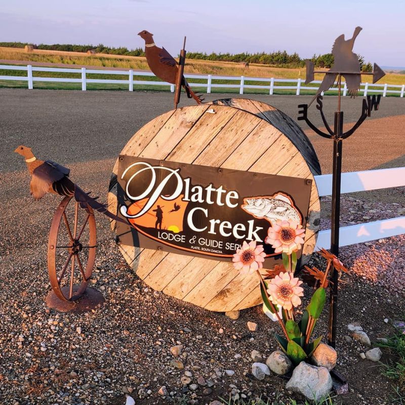 Platte Creek Lodge and Guide Service